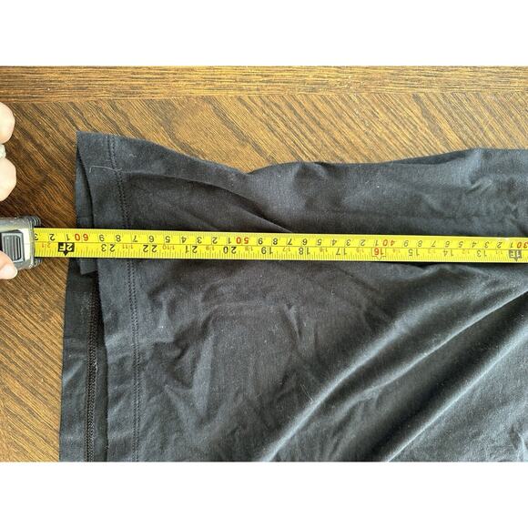 Under armour T-Shirt Womens M Medium Black Logo Workout Training Casual Open Bac - Picture 6 of 7